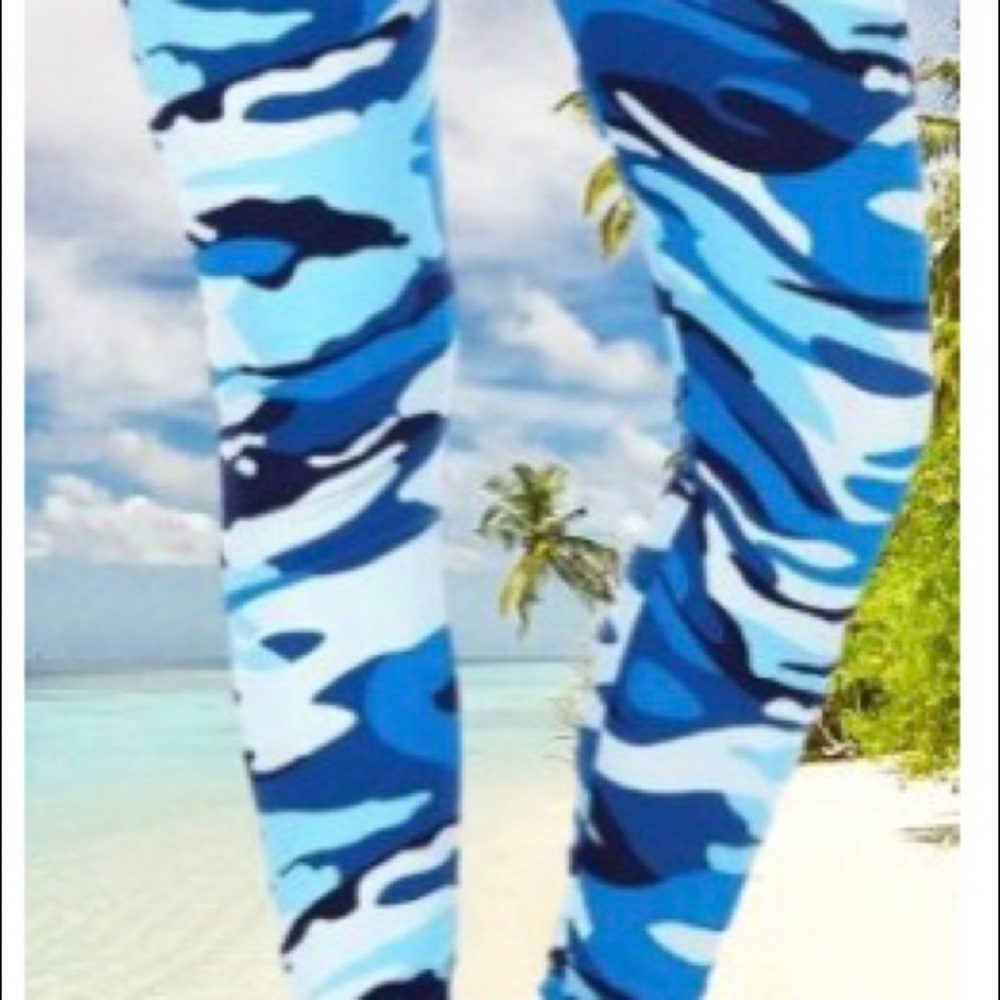 Blue Sky Camo Leggings
